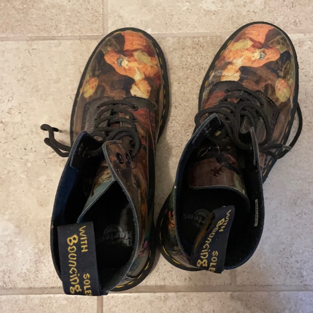 Dr. Martens WILLIAM HOGARTH PASCAL 1460 Boots - Picture 5 of 16